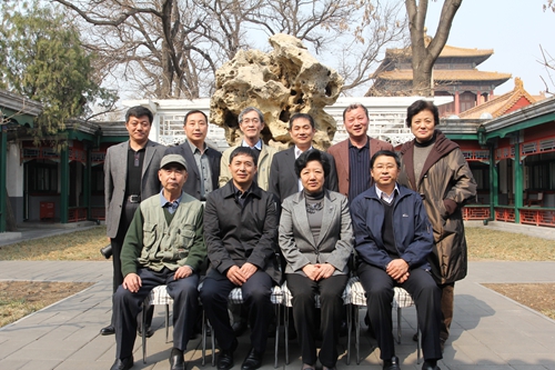 中山公园常青园合影留念