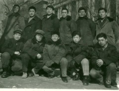 1972年春节哈尔滨合影留念.jpg