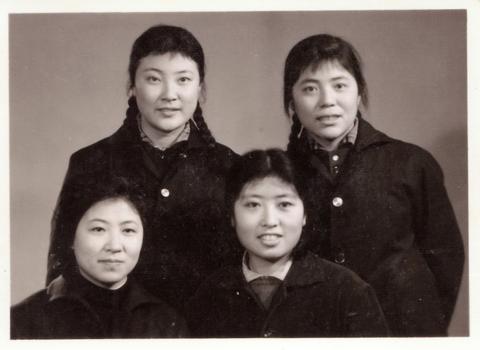 四姐妹.jpg