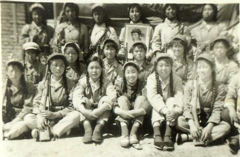武装女排.jpg