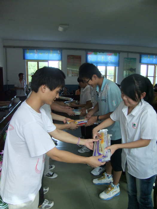和学生座谈-5.jpg