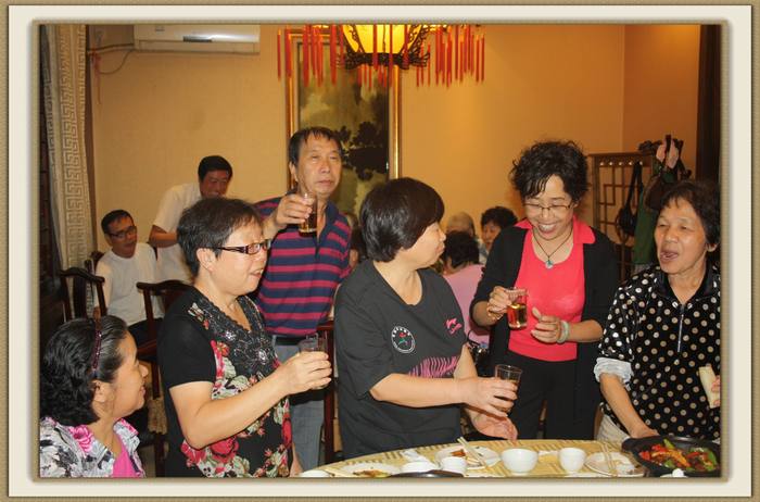 久别重逢的快乐时刻 (1).jpg