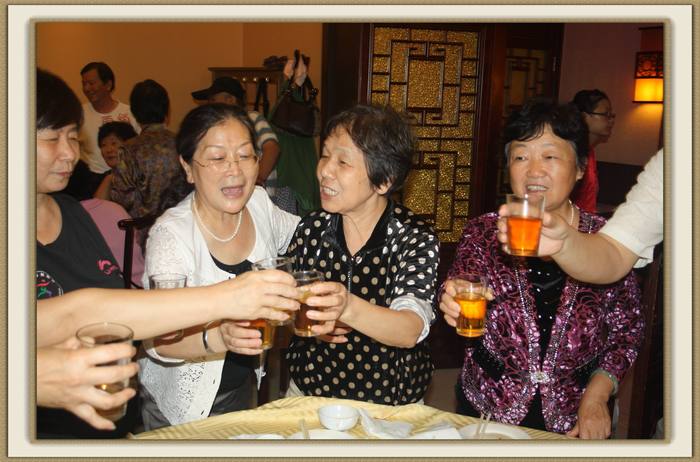 久别重逢的快乐时刻 .jpg