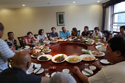 合影1.jpg