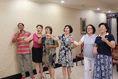 表演唱.jpg