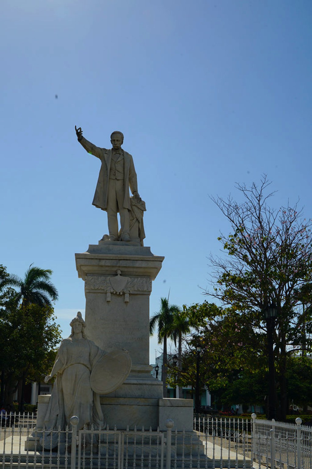 DSC05218_.jpg