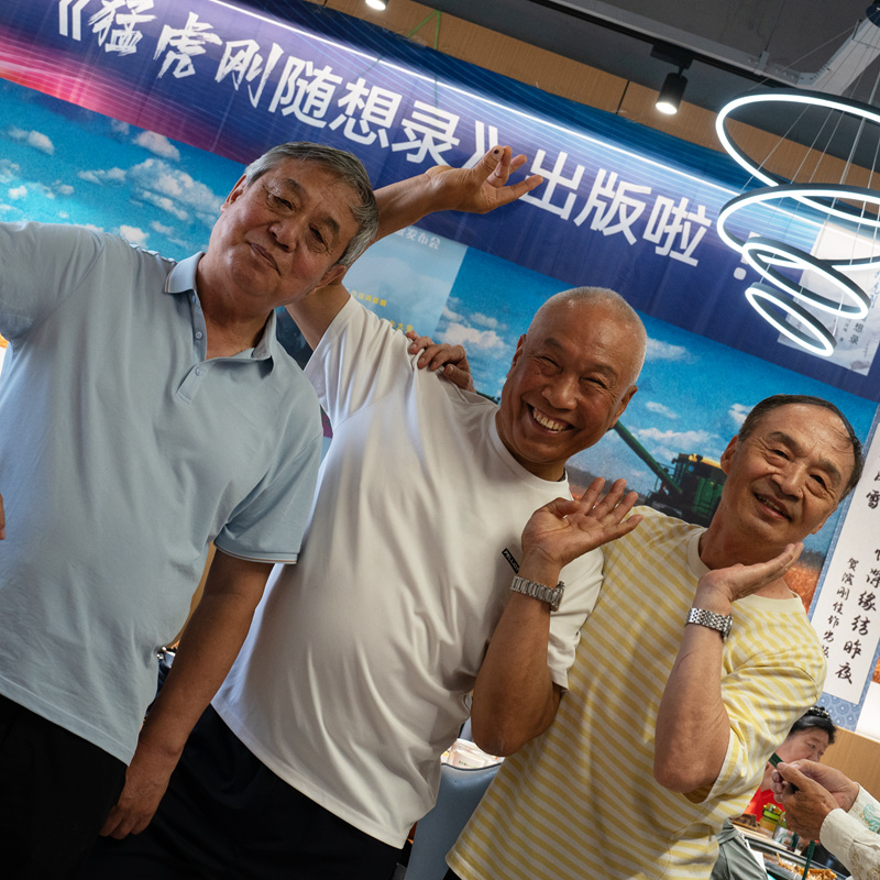 DSC03996_.jpg